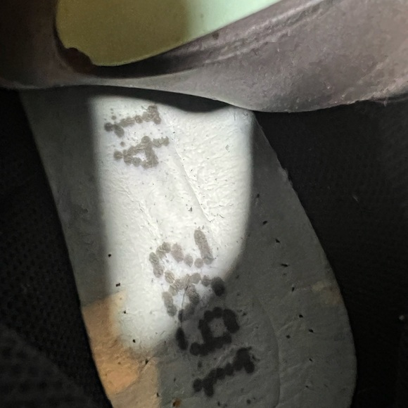 Valentino Rockrunner Olive Green Pink Animal Hair Sneakers Rockstud Low Top 41 - Picture 16 of 16